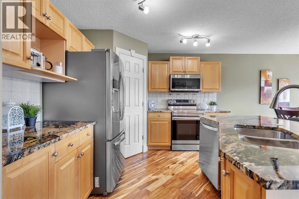 Photo 8 of 127 Citadel Estates Place Nw, Calgary AB