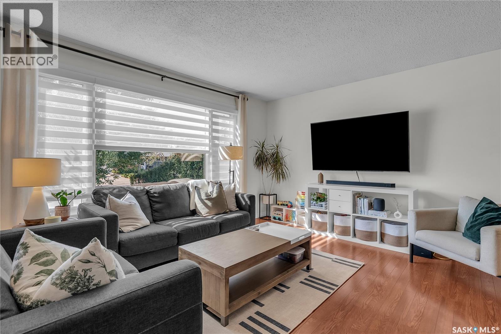 Photo 5 of 1609 Ruth Street E, Saskatoon SK