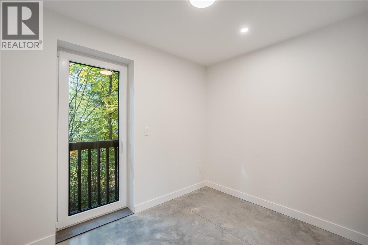 Photo 36 of 616 Richards Street Unit A, Nelson BC
