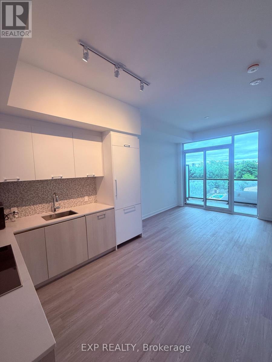 Photo 11 of 535 8188 Yonge St, Vaughan ON