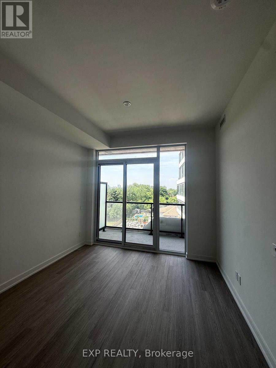Photo 12 of 535 8188 Yonge St, Vaughan ON
