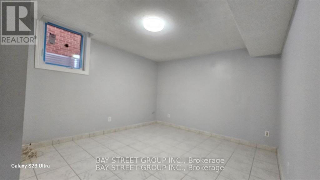 Photo 8 of Basemen 627 Aberdeen Avenue N, Vaughan ON