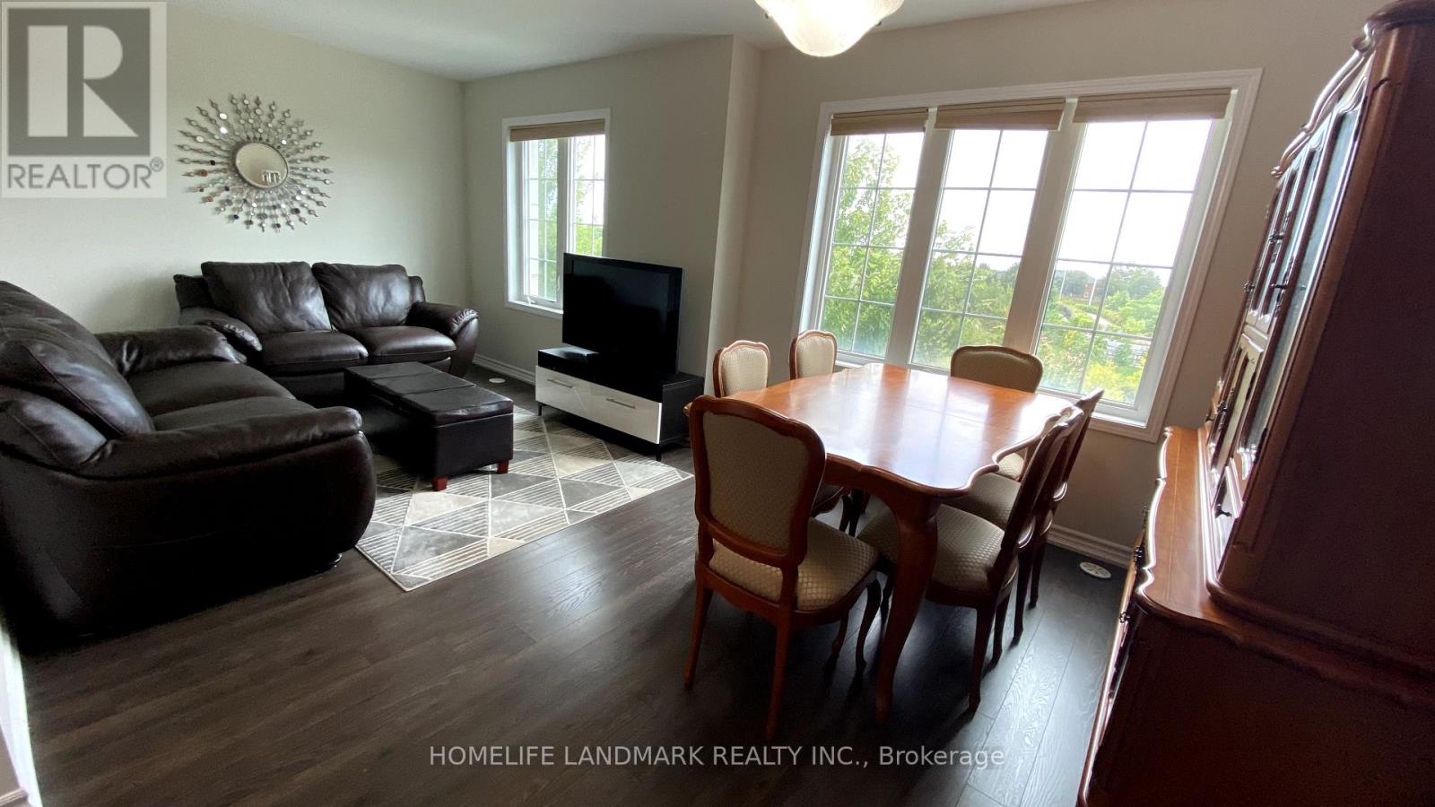 Photo 10 of 4 3045 George Savage Avenue, Oakville ON