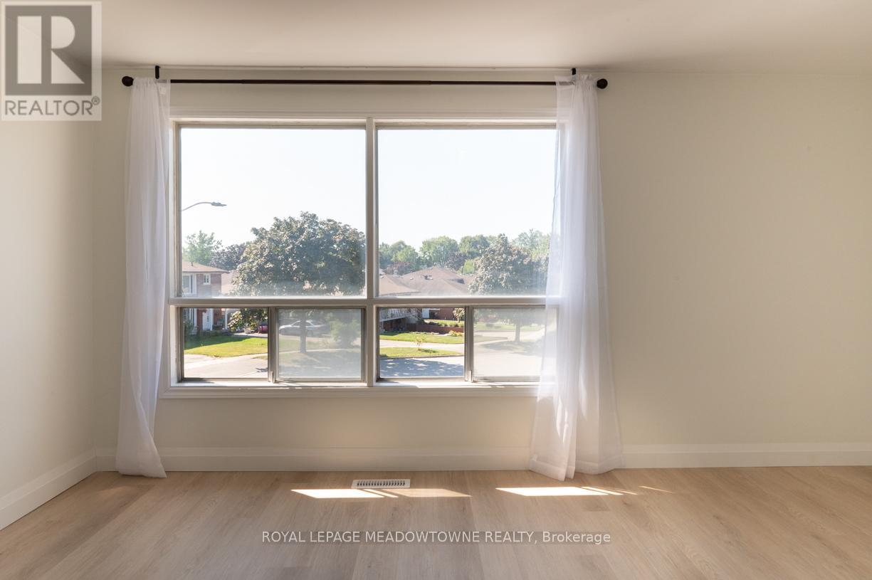 Photo 18 of 515 Ettridge Court, Mississauga ON