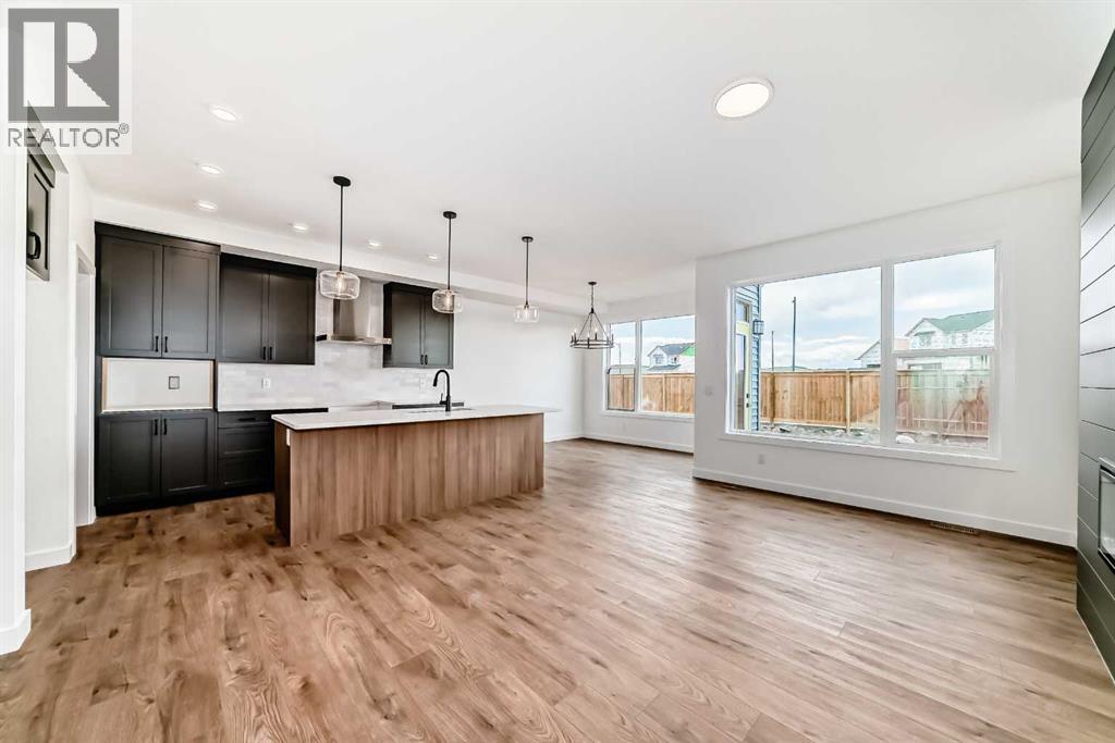 Photo 12 of 116 Southbow Village Way, Cochrane AB