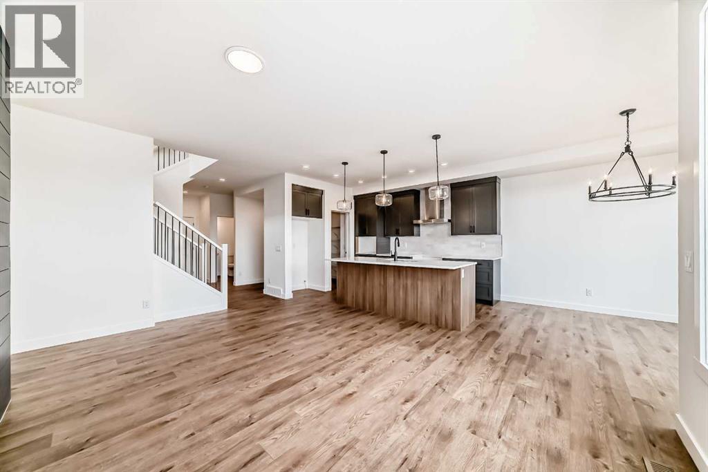 Photo 11 of 116 Southbow Village Way, Cochrane AB