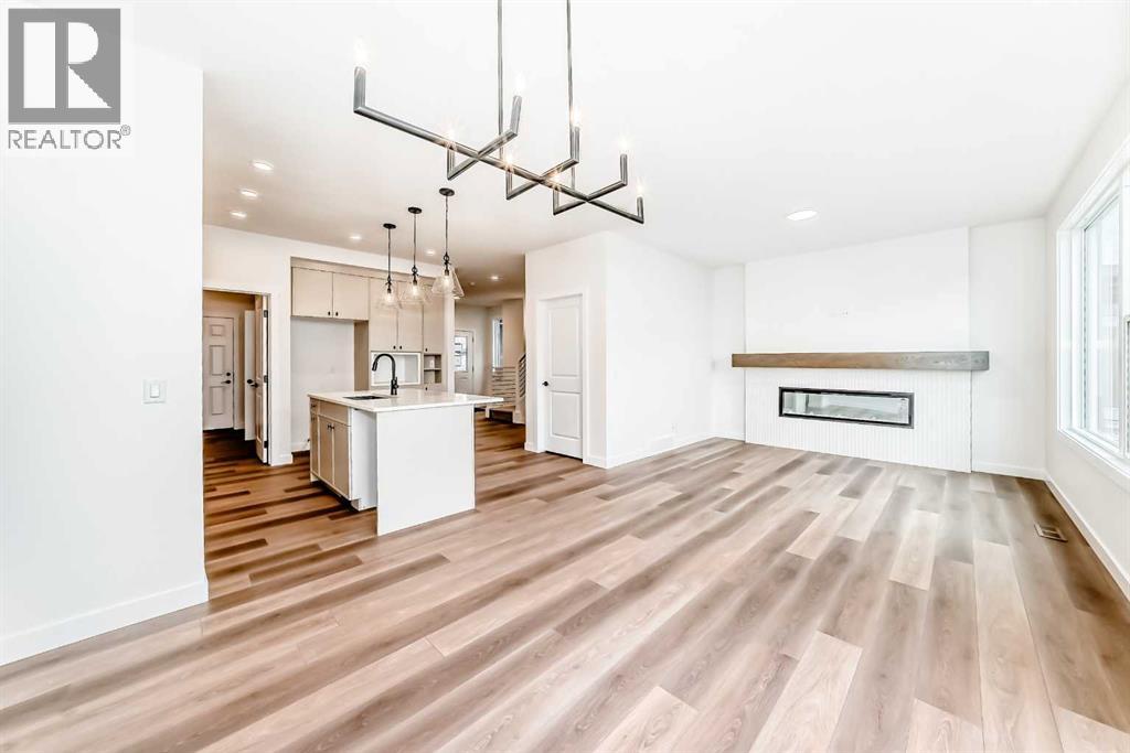 Photo 13 of 17 Appaloosa Crescent, Cochrane AB