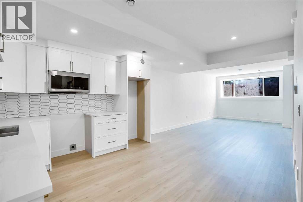Photo 12 of 2823 29 Street Sw, Calgary AB