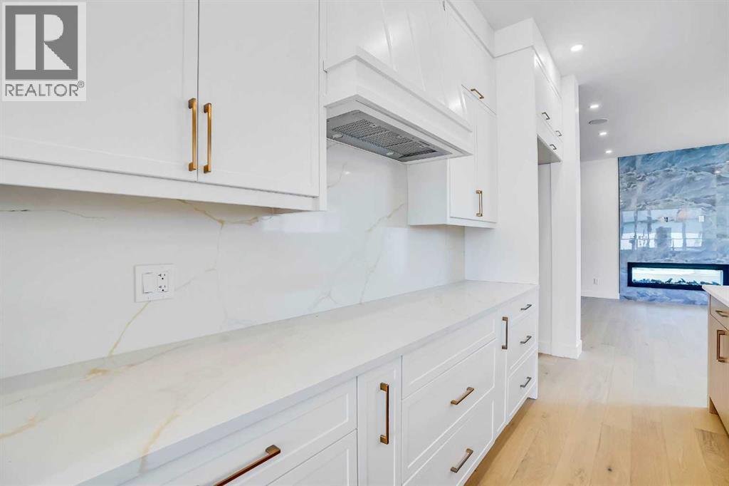Photo 8 of 2823 29 Street Sw, Calgary AB