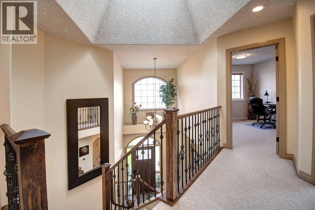 Photo 26 of 11 Sienna Ridge Bay Sw, Calgary AB