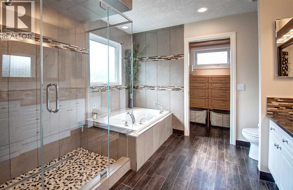 Photo 22 of 11 Sienna Ridge Bay Sw, Calgary AB
