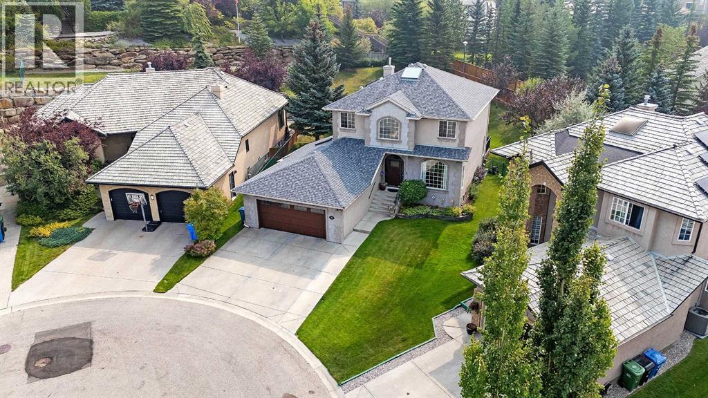 Photo 2 of 11 Sienna Ridge Bay Sw, Calgary AB