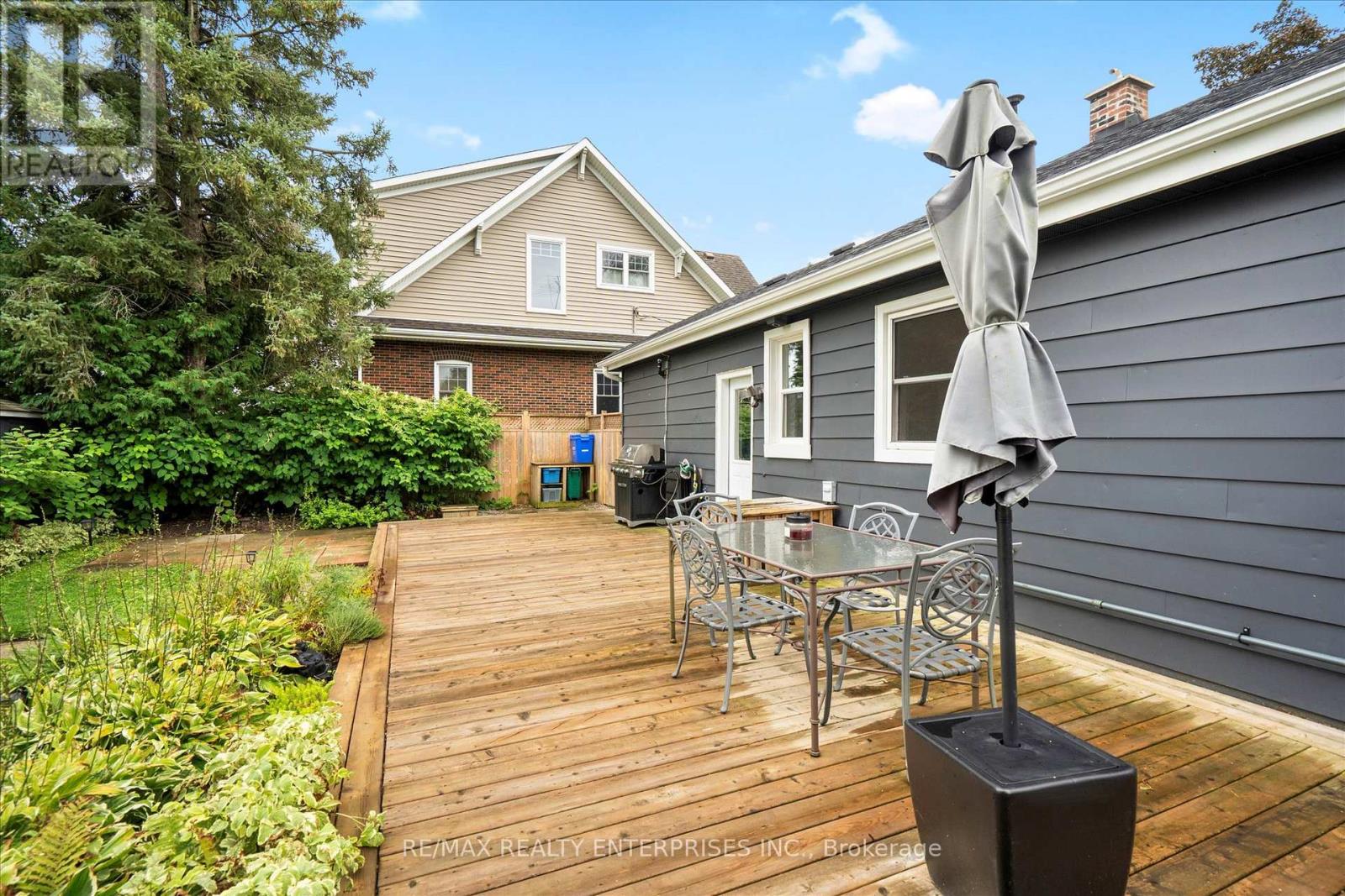 Photo 32 of 6295 Guelph Line, Burlington ON