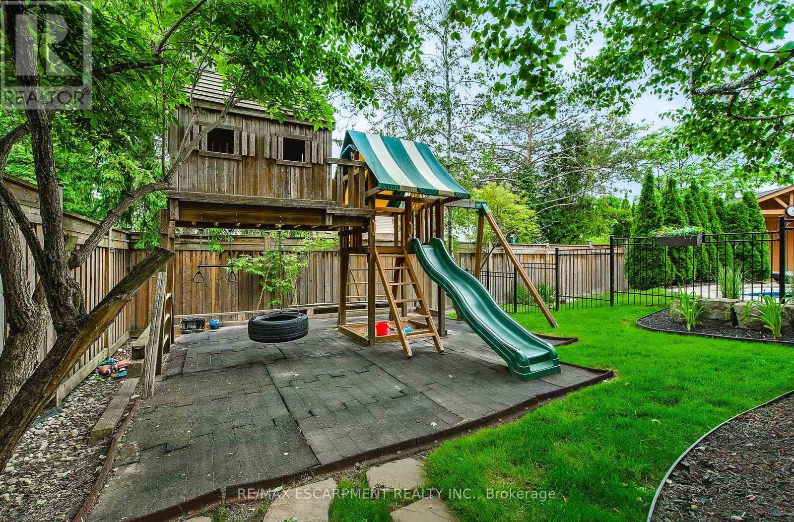 Photo 50 of 447 Golf Links Road, Hamilton ON