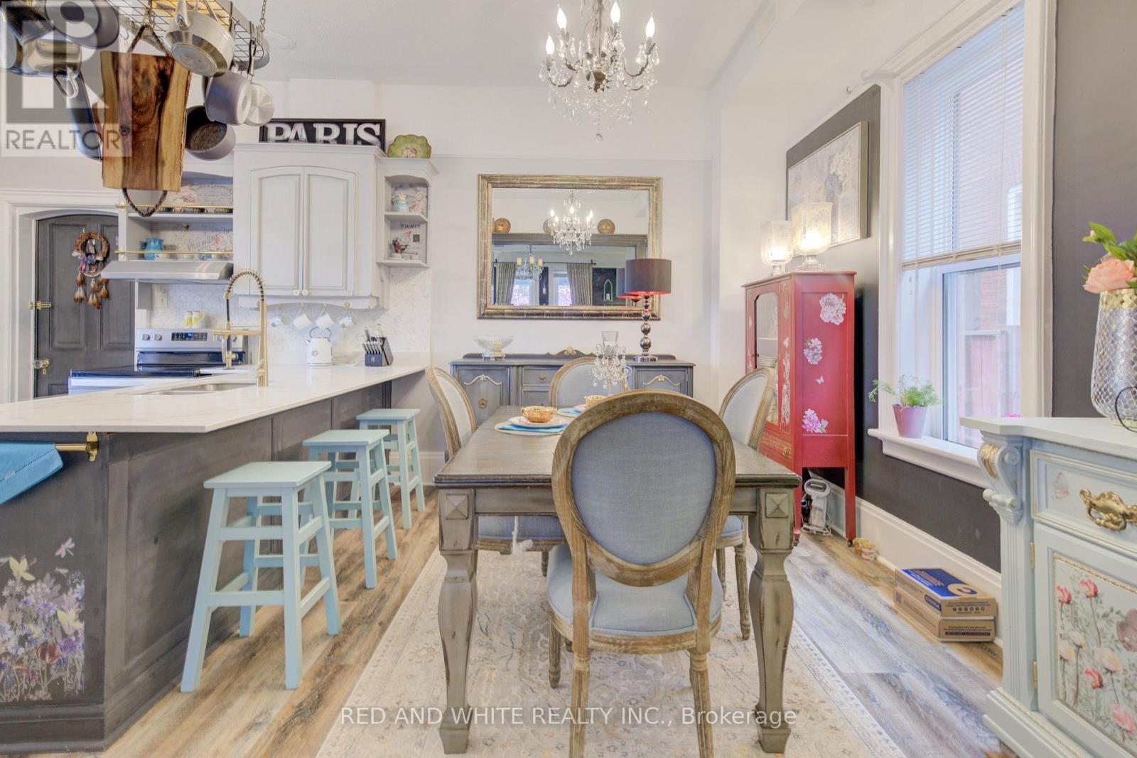 Photo 19 of 32 Ellen Street E, Kitchener ON