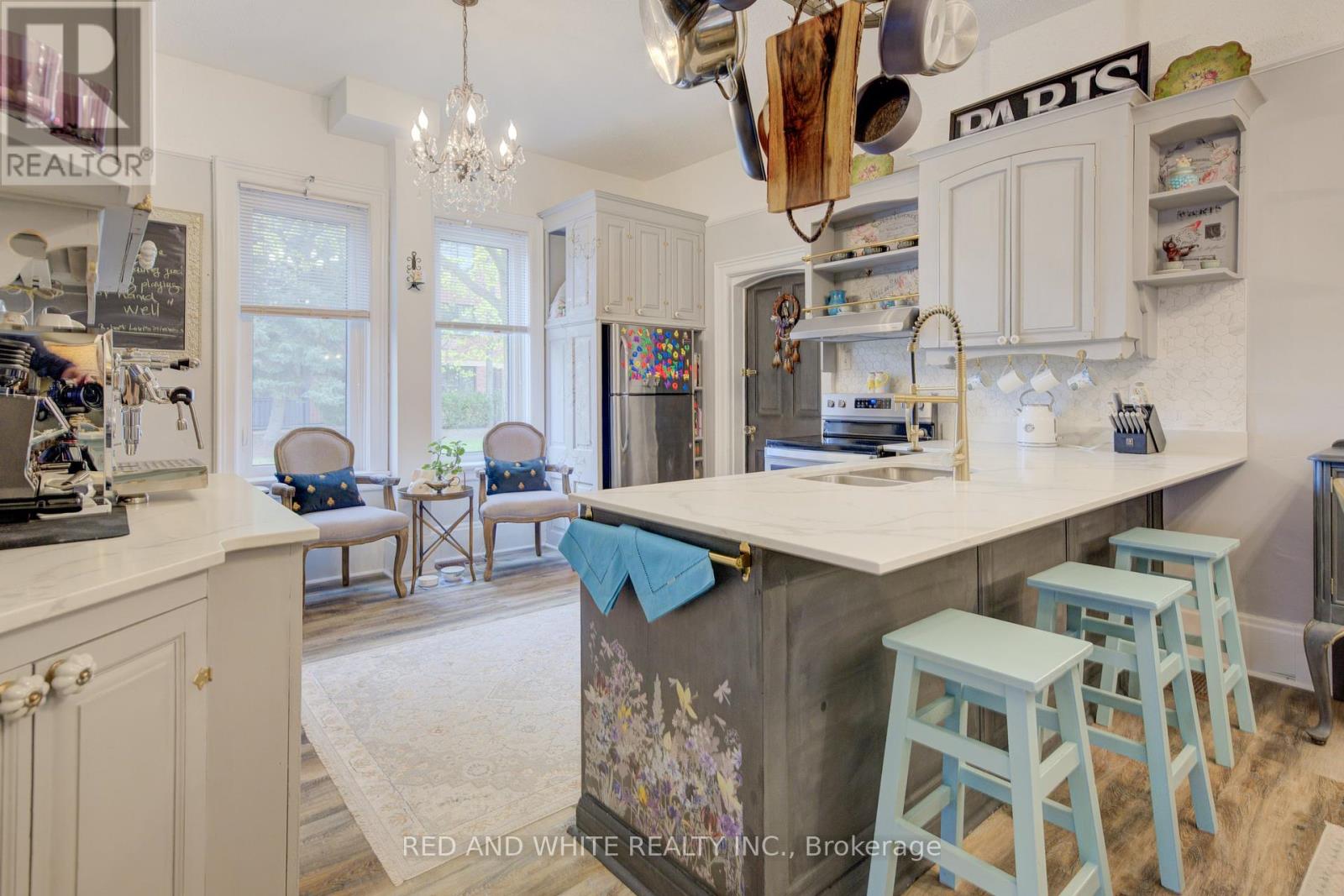 Photo 20 of 32 Ellen Street E, Kitchener ON