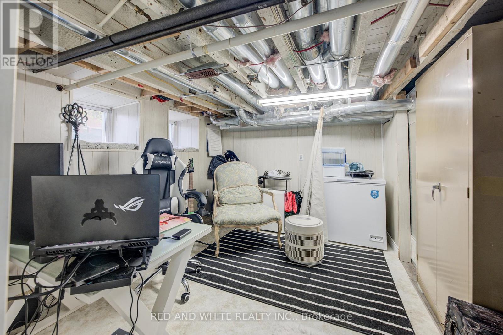 Photo 43 of 32 Ellen Street E, Kitchener ON