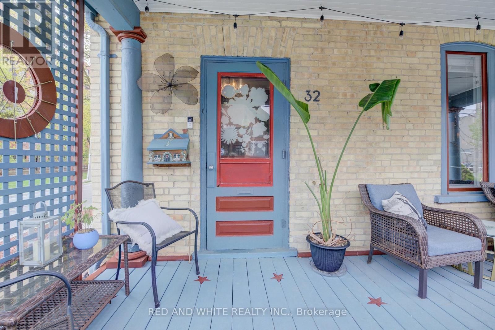 Photo 8 of 32 Ellen Street E, Kitchener ON