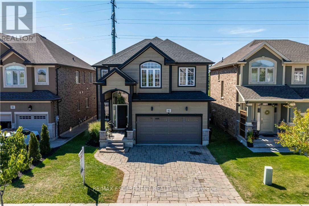 Photo 47 of 95 Greti Drive, Hamilton ON
