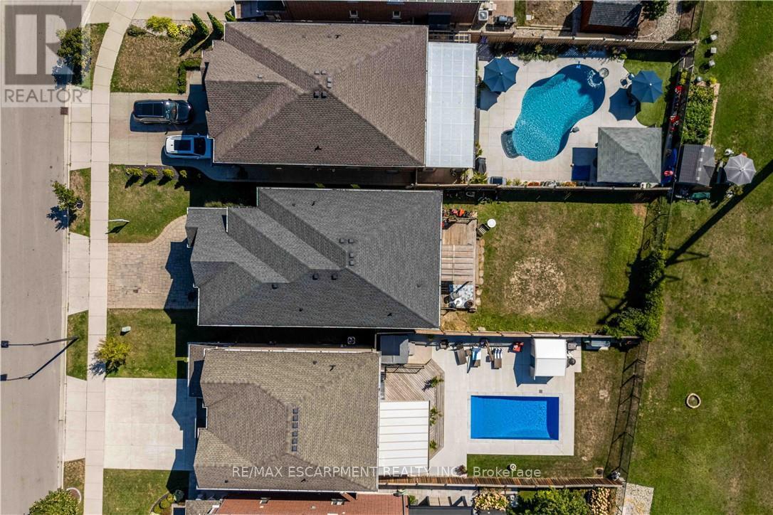 Photo 49 of 95 Greti Drive, Hamilton ON