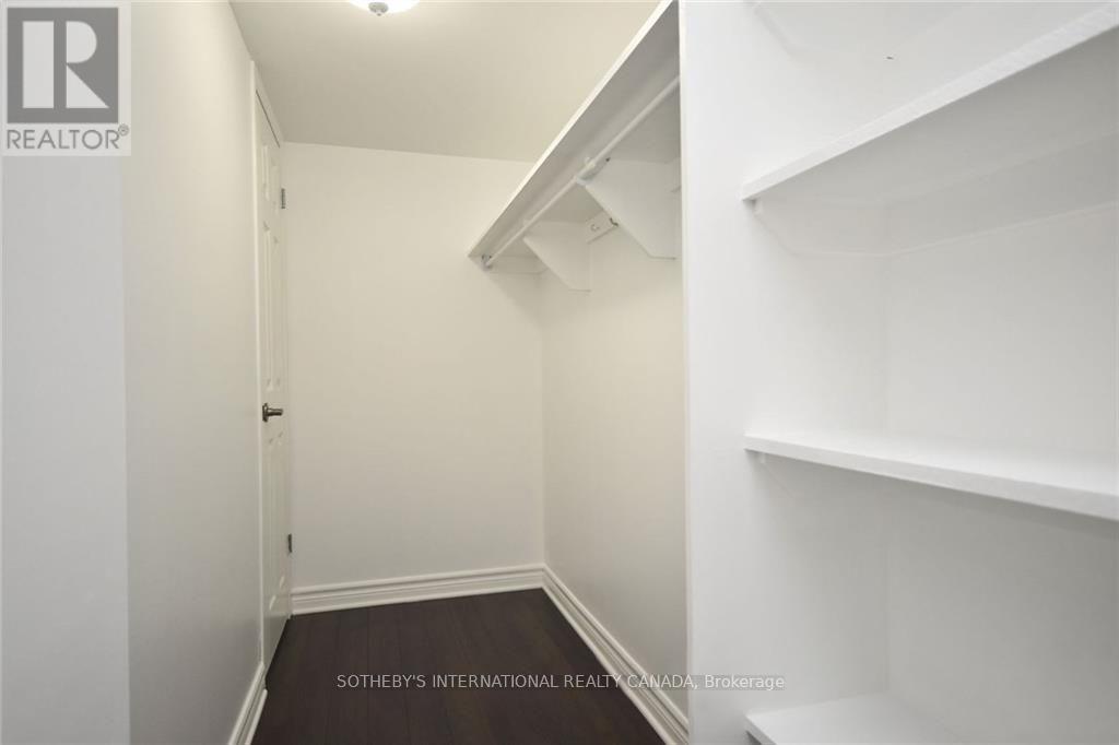 Photo 11 of 18 1238 Marenger Street, Ottawa ON