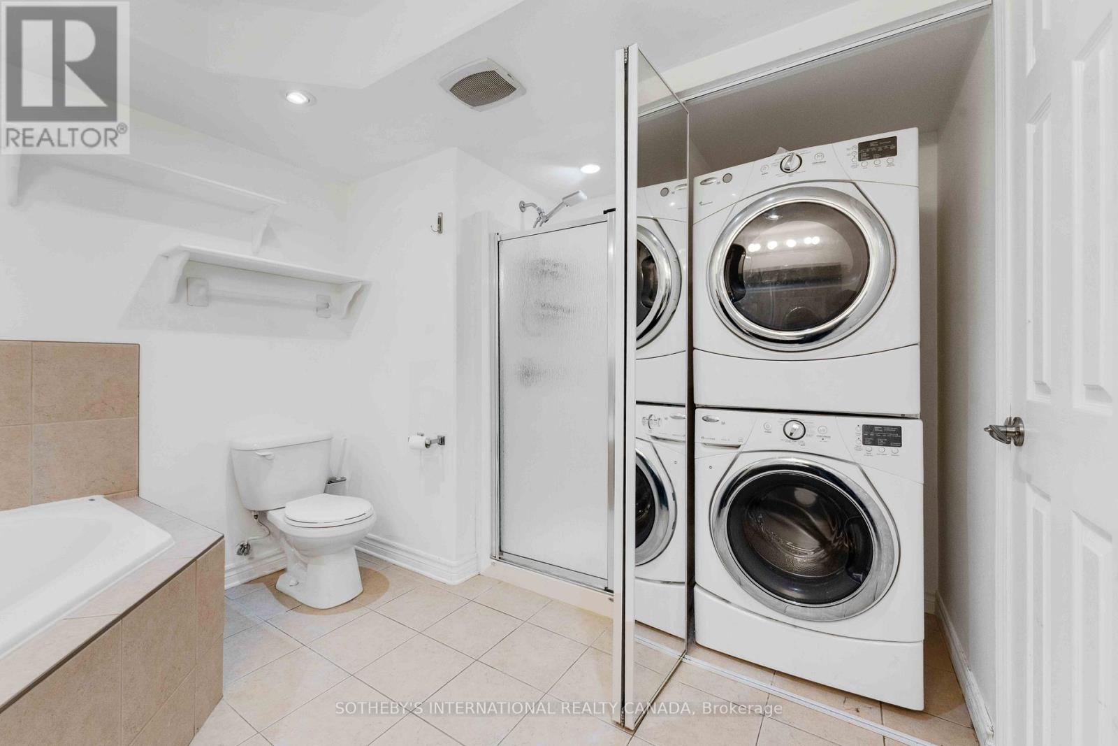 Photo 15 of 18 1238 Marenger Street, Ottawa ON