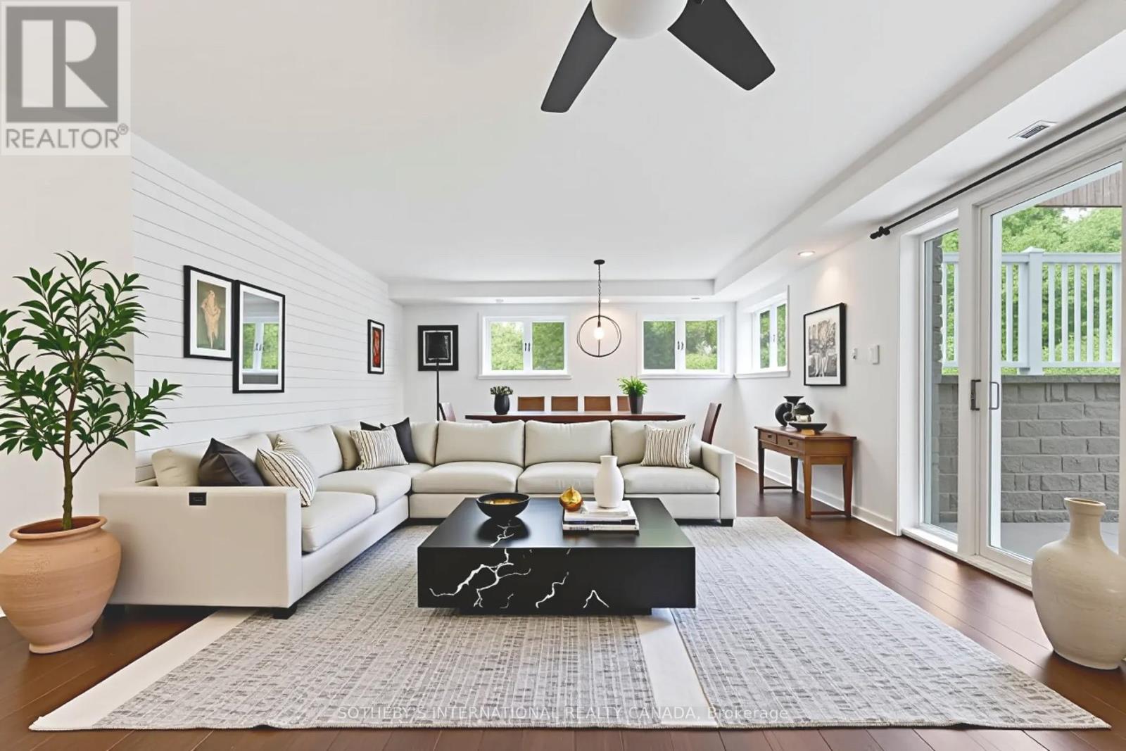 Photo 7 of 18 1238 Marenger Street, Ottawa ON