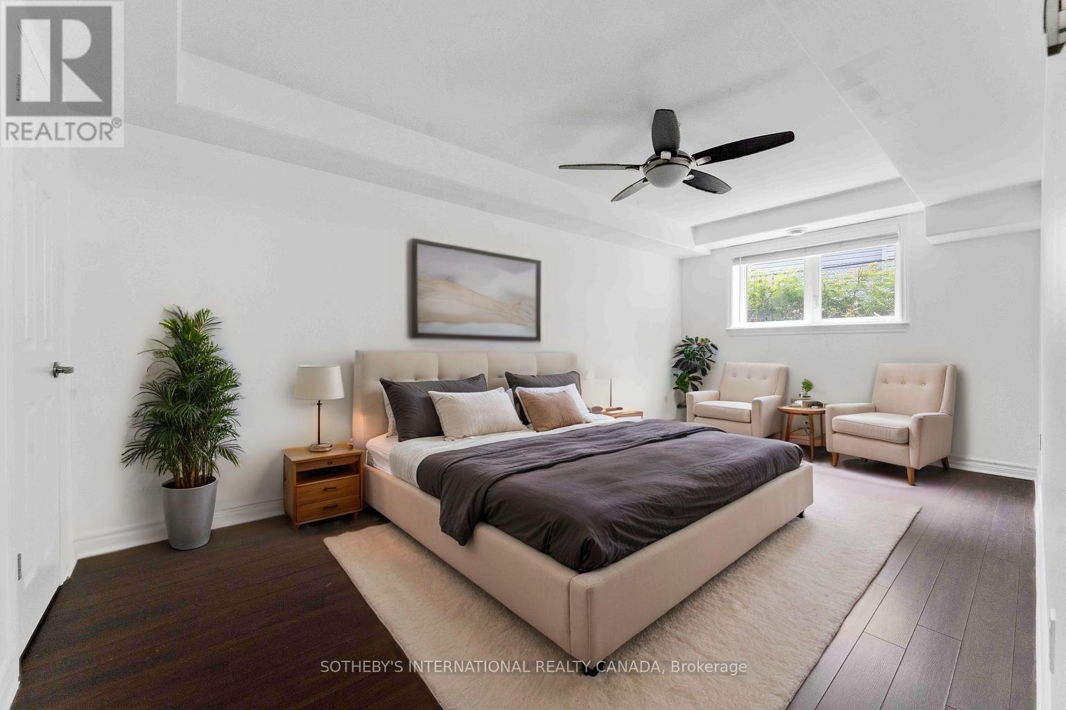 Photo 9 of 18 1238 Marenger Street, Ottawa ON