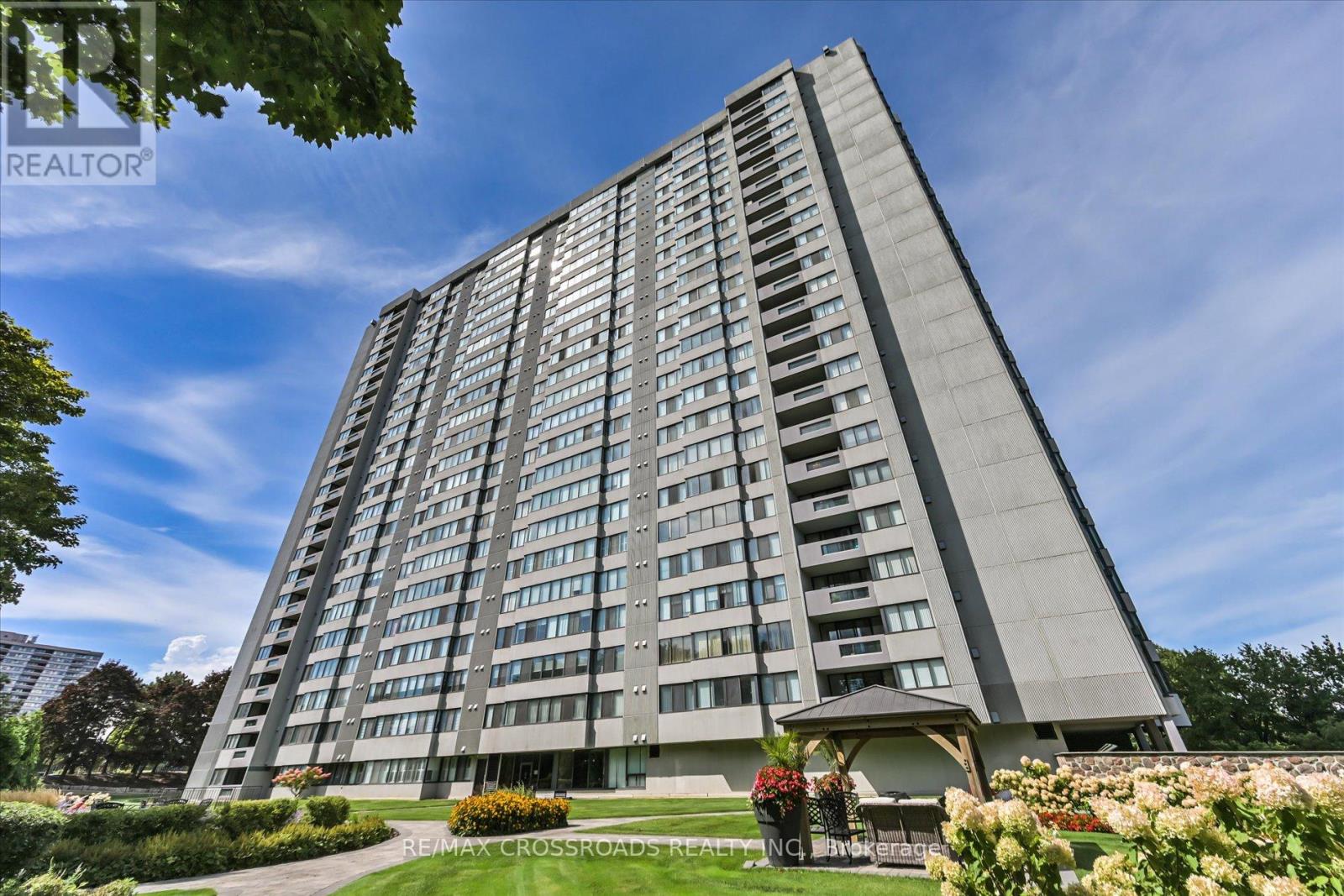 Photo 1 of 308 2330 Bridletowne Circle, Toronto ON