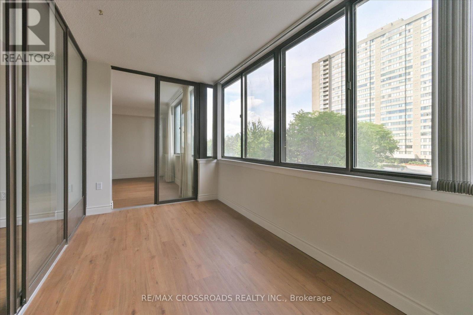 Photo 17 of 308 2330 Bridletowne Circle, Toronto ON