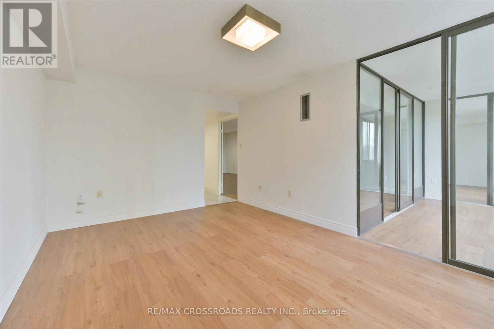 Photo 22 of 308 2330 Bridletowne Circle, Toronto ON