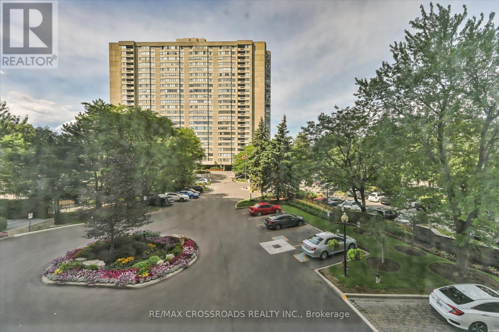 Photo 31 of 308 2330 Bridletowne Circle, Toronto ON