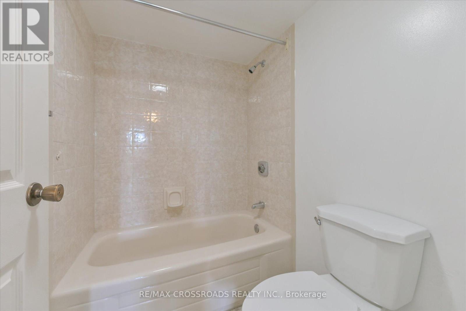 Photo 29 of 308 2330 Bridletowne Circle, Toronto ON
