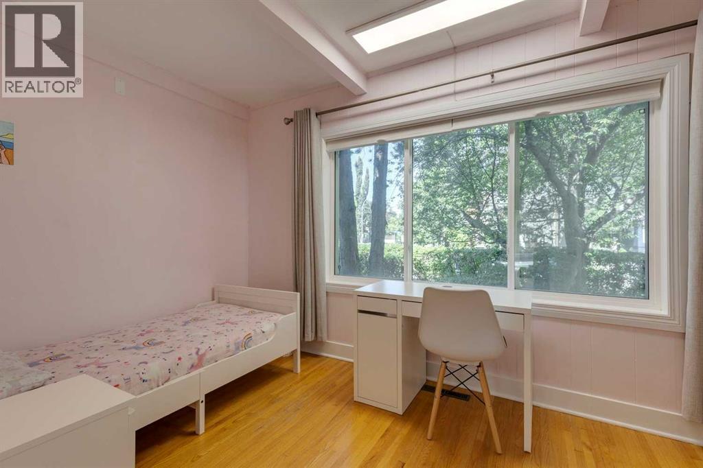 Photo 11 of 315 13 Avenue Nw, Calgary AB