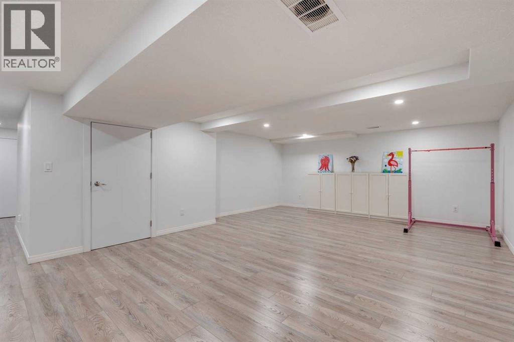 Photo 14 of 315 13 Avenue Nw, Calgary AB