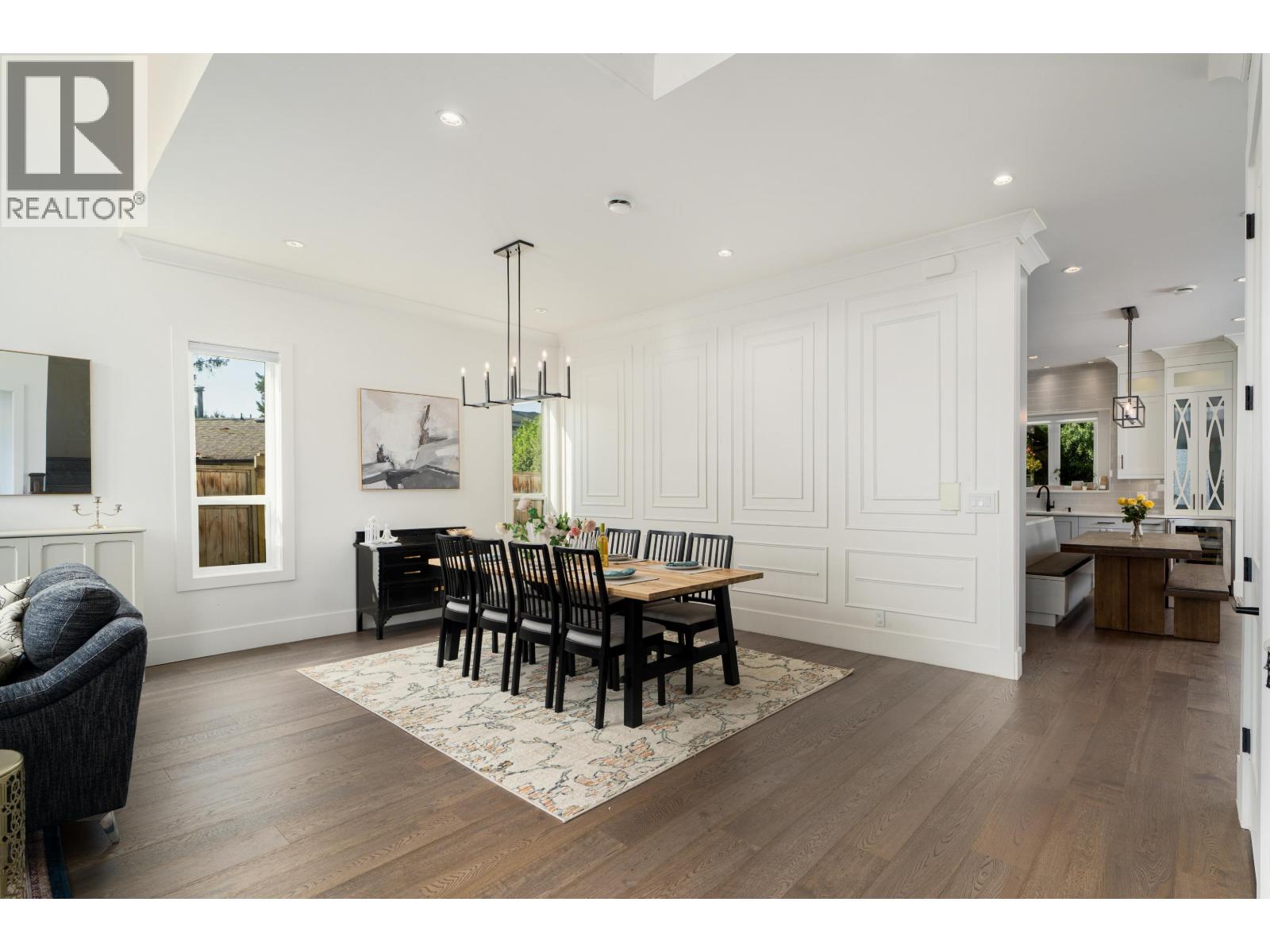 8631 ODLIN Crescent, Richmond