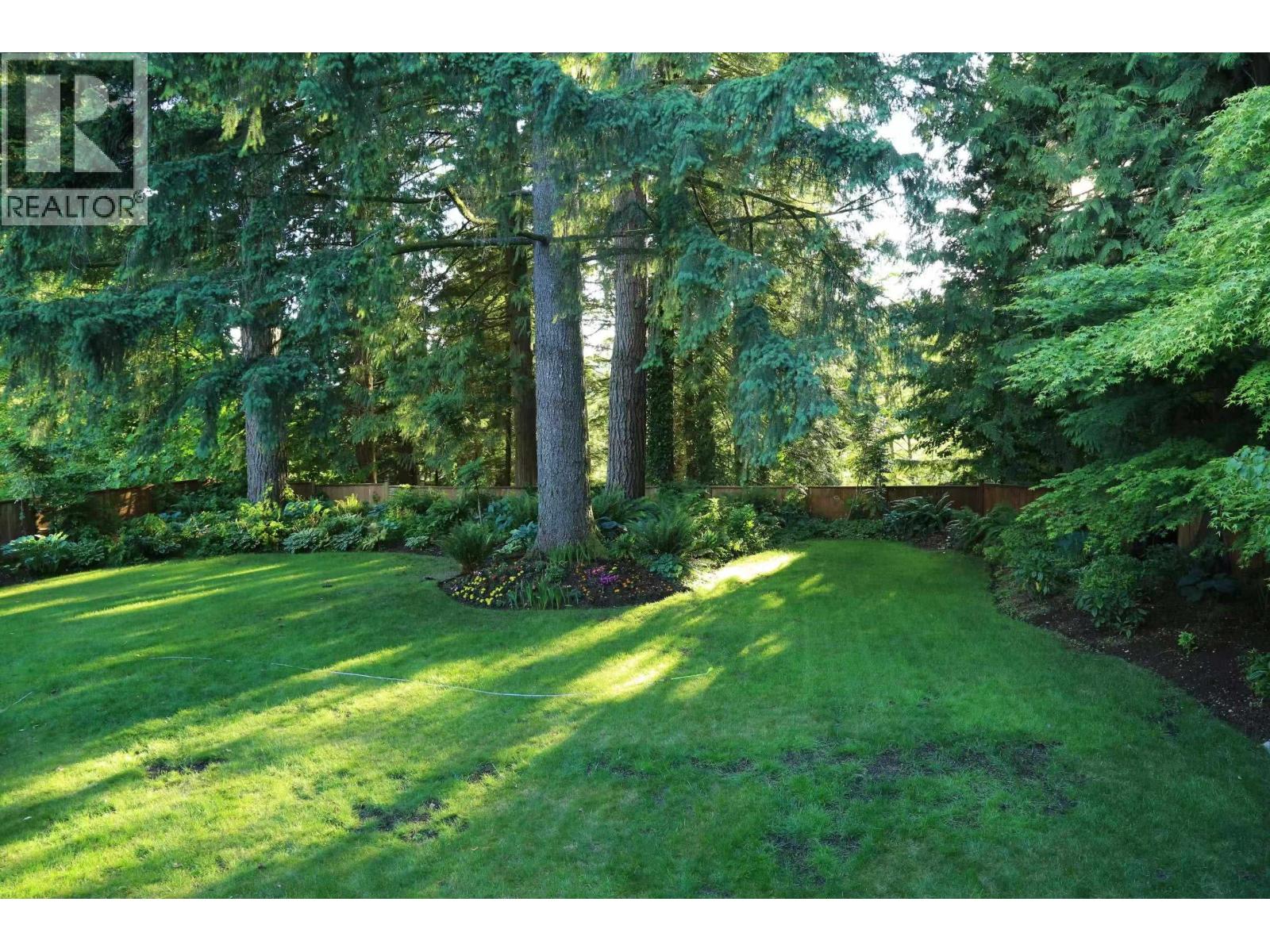 Photo 38 of 4793 Capilano Road, North Vancouver BC