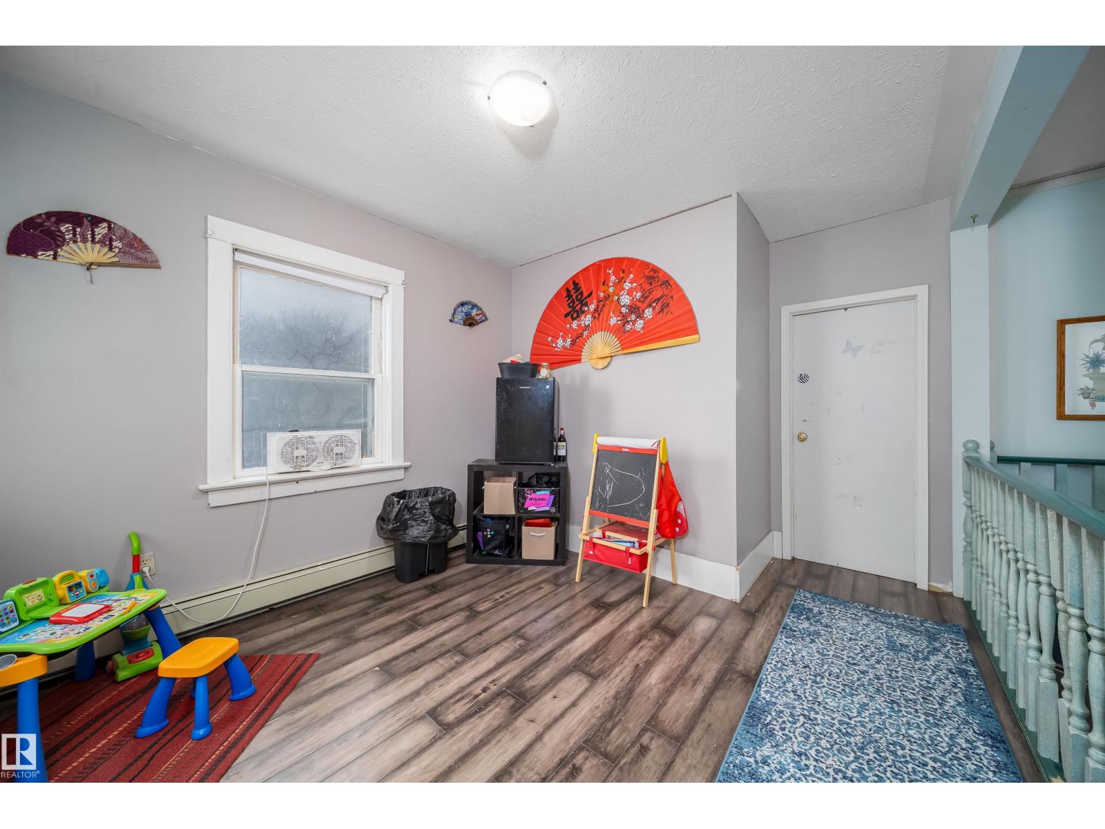 Photo 17 of 5306 47 St, Wetaskiwin AB