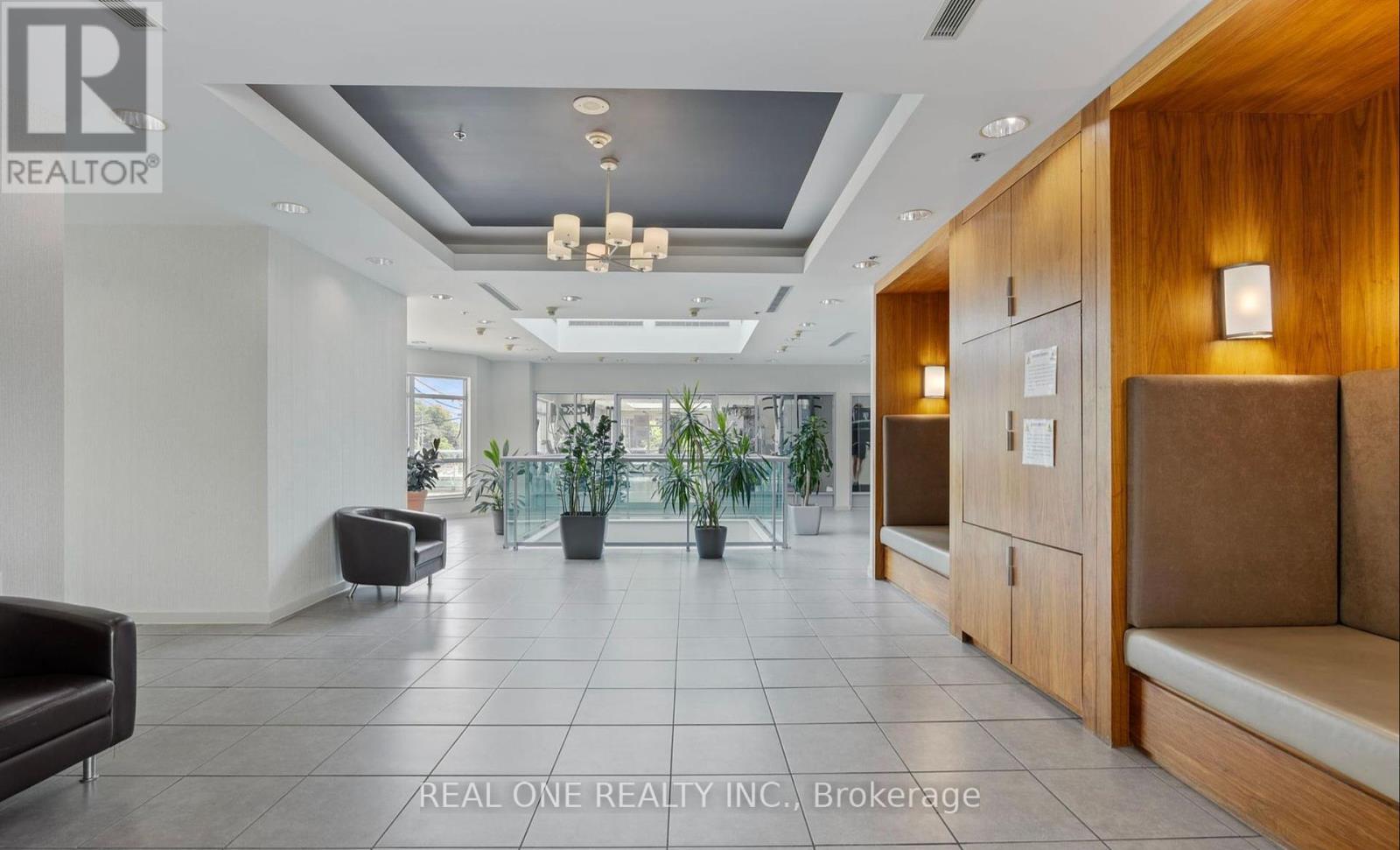 Photo 17 of 1505 1 Elm Drive W, Mississauga ON