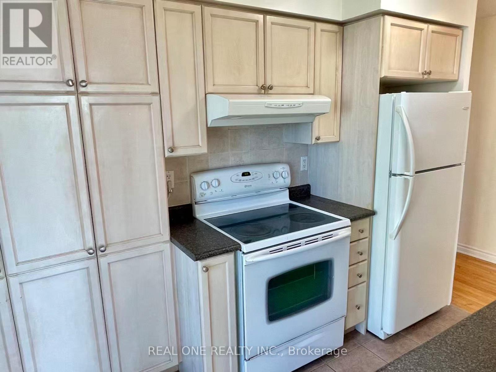 Photo 9 of 1505 1 Elm Drive W, Mississauga ON