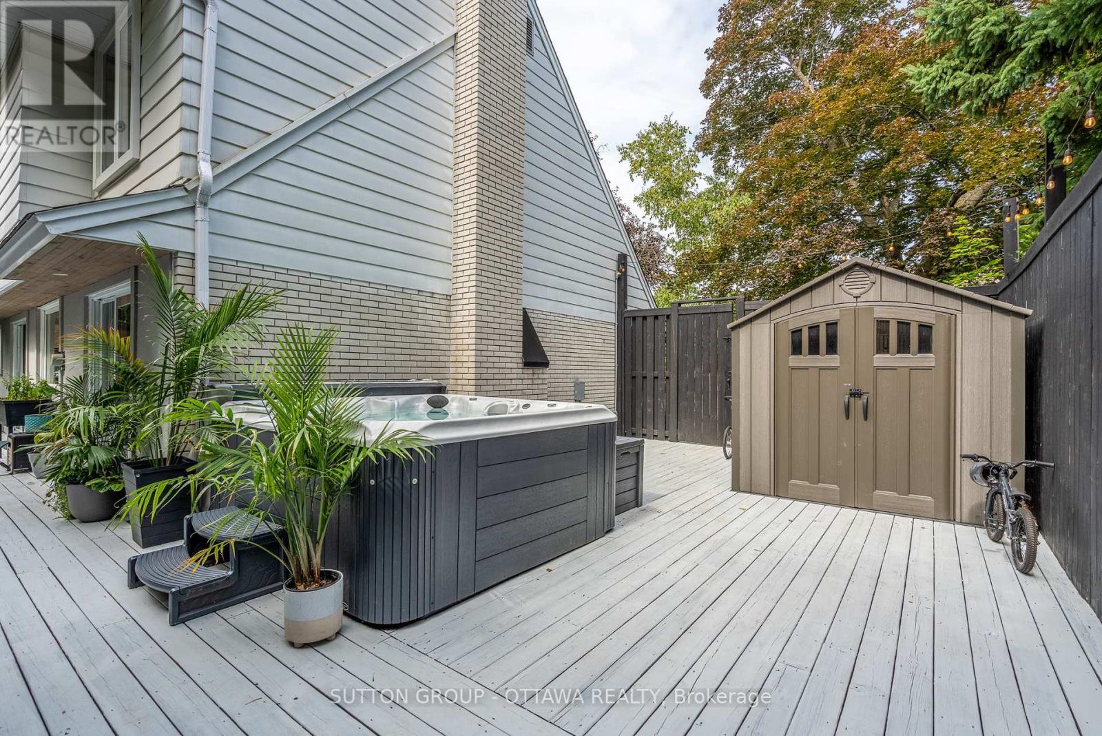 Photo 48 of 100 Monterey Drive, Ottawa ON