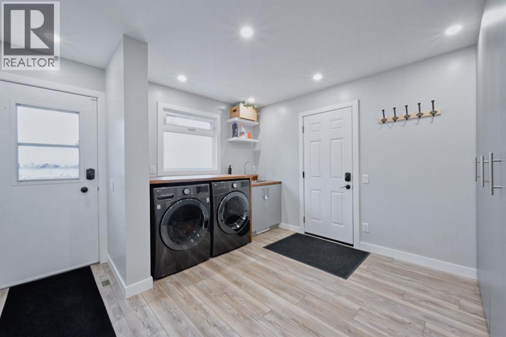 Photo 22 of 235 Canova Place Sw, Calgary AB