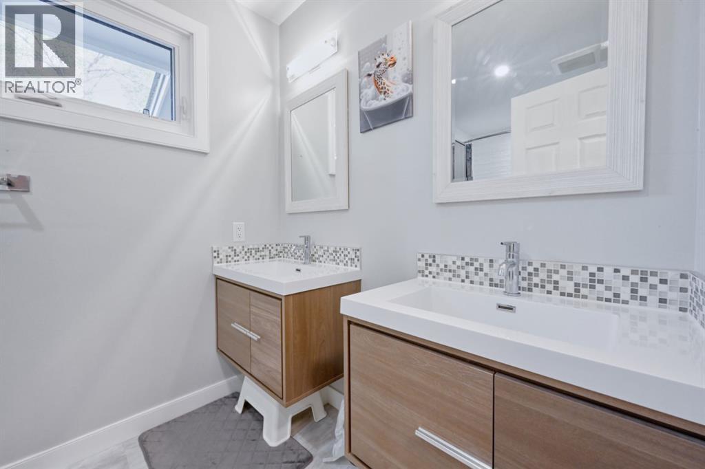 Photo 28 of 235 Canova Place Sw, Calgary AB