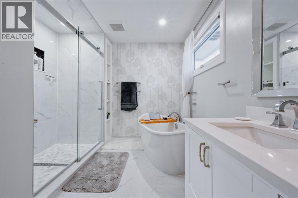 Photo 34 of 235 Canova Place Sw, Calgary AB