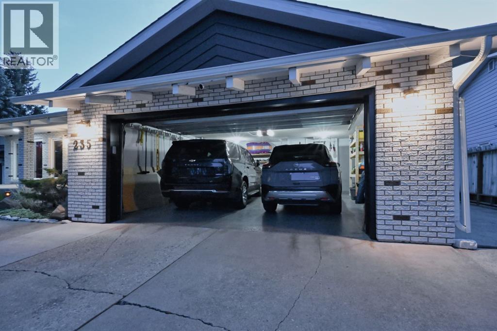 Photo 48 of 235 Canova Place Sw, Calgary AB