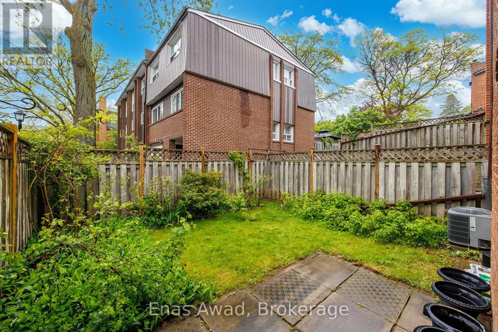 Photo 28 of 74 Black Hawk Way, Toronto ON