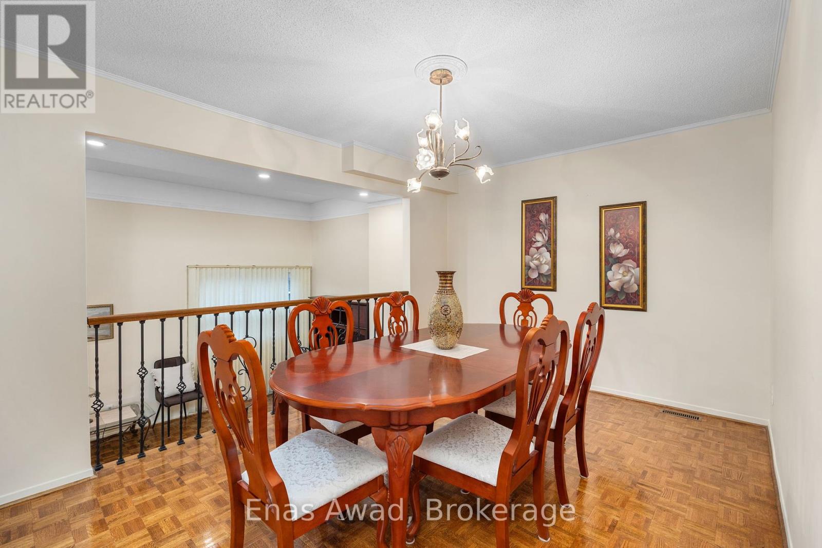 Photo 7 of 74 Black Hawk Way, Toronto ON