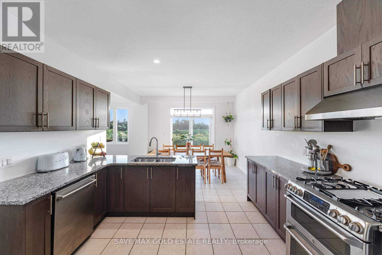 Photo 13 of 292 Freure Drive, Cambridge ON