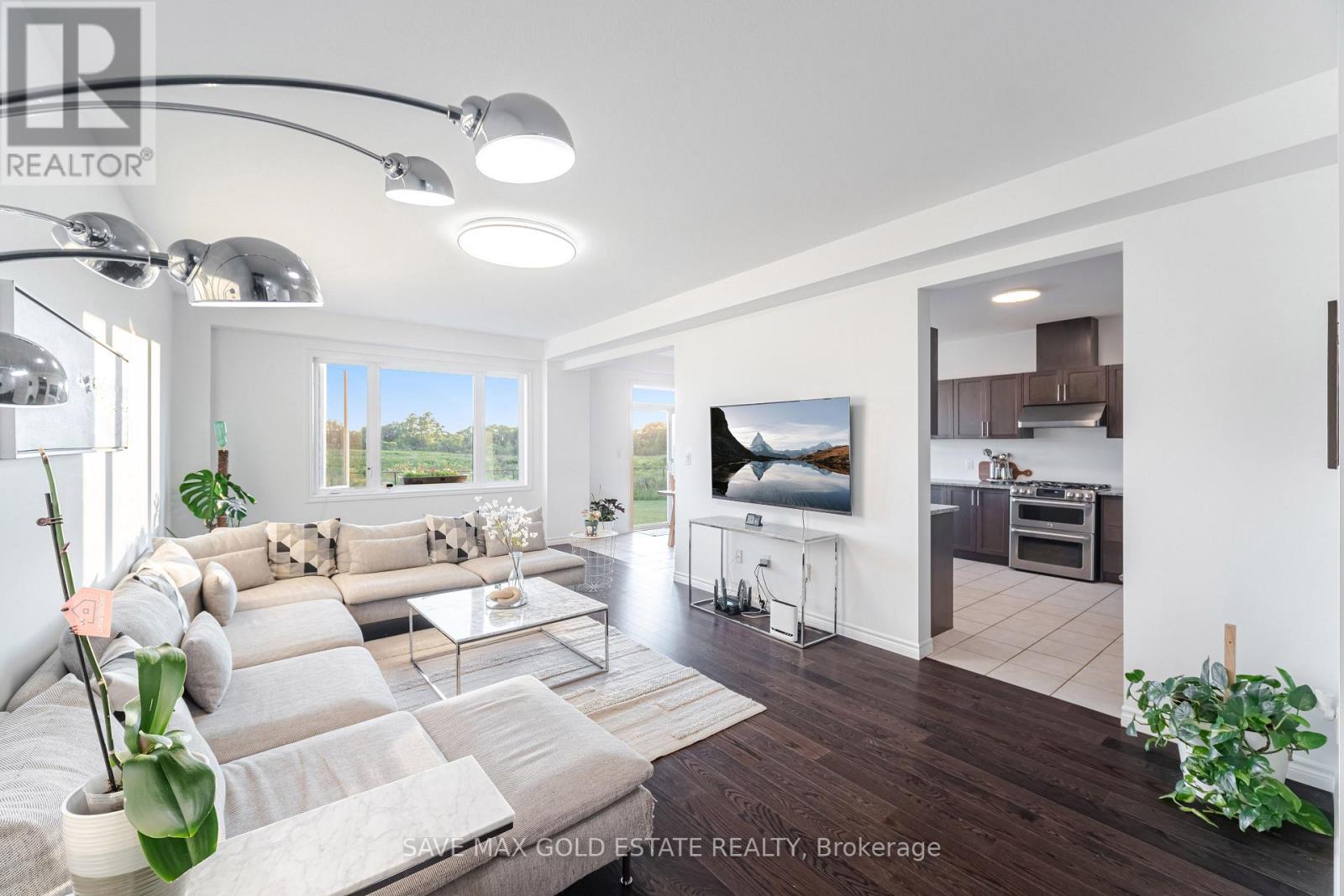 Photo 7 of 292 Freure Drive, Cambridge ON