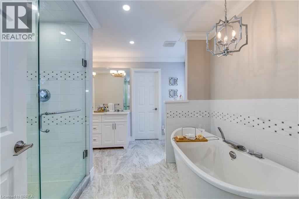 Photo 23 of 206 Fiddlers Green Road, Ancaster ON